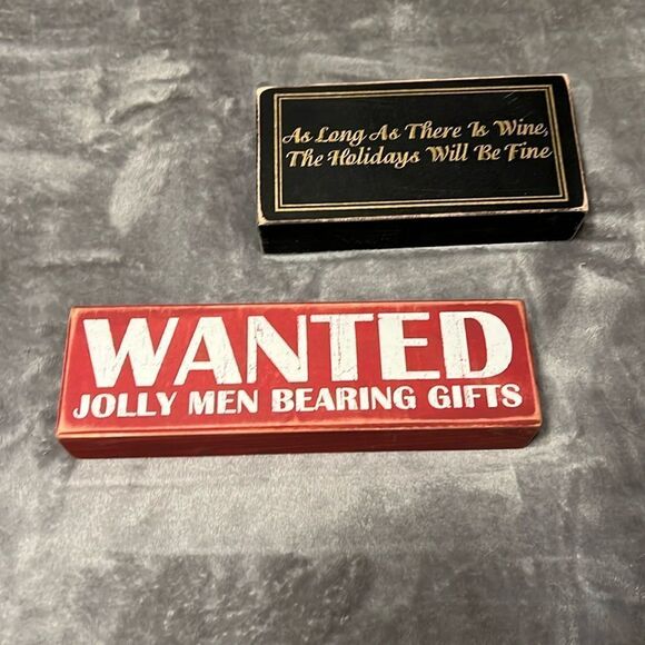2 Holiday Wooden Block Signs - Picture 1 of 6